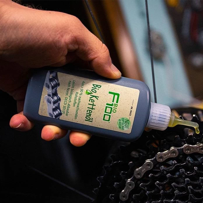 F100 Bio Kettenöl 4 F100 Bio Kettenöl – Bild 2